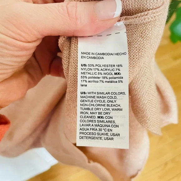 NWT Chico’s Shimmer Short Sleeve Pullover Sweater Size 2 Large - Picture 8 of 8